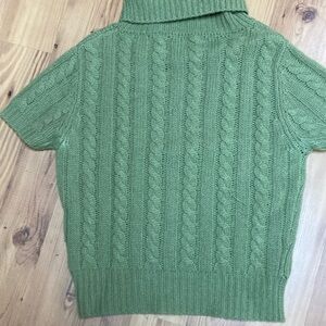 Cashmere sweater size M